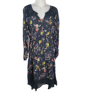 Plush Boutique Womens Dress Small Floral Green Long Sleeve Knee Length Lace Hem